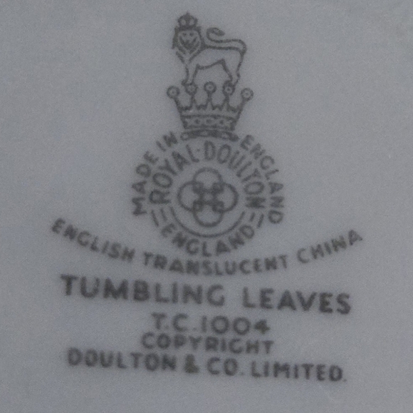 Tumbling Leaves Royal Doulton Tea Set 8-Piece Mid-Century Bone China - Picture 2 of 8